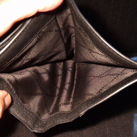 Michael Kors Wallet Large Lillie Gusset Carryall Black Soft Pebbled Leather - Picture 7 of 15